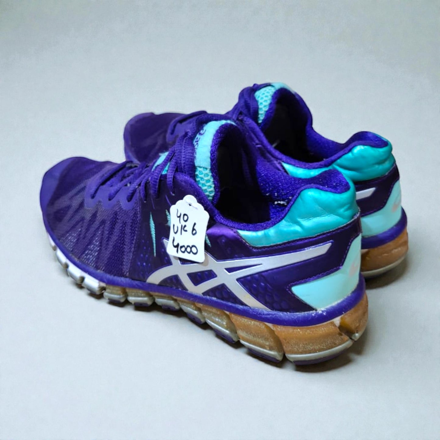 ASICS GEL-QUANTUM 180 TR (Size 40/UK 6)