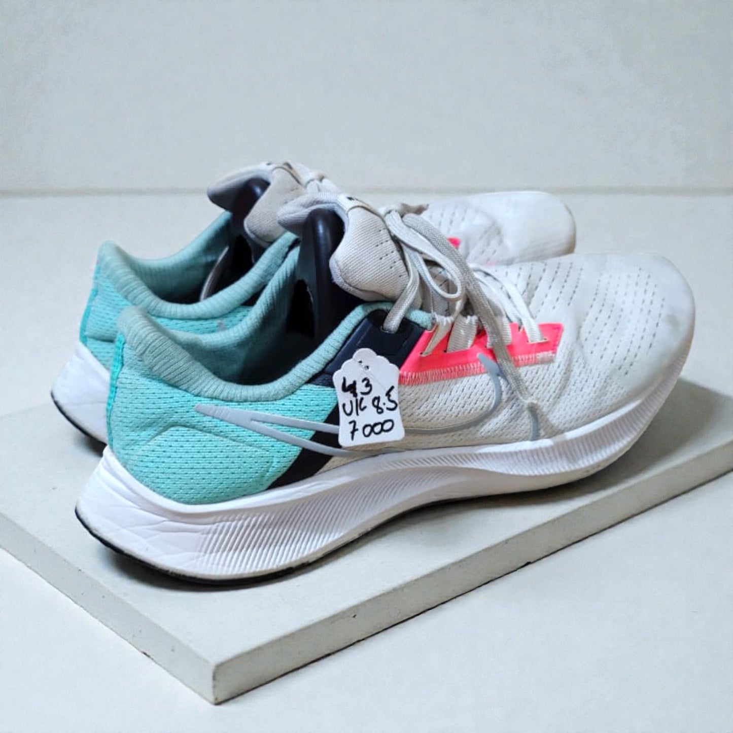NIKE AIR ZOOM PEGASUS 38 (Size 43/UK 8.5)