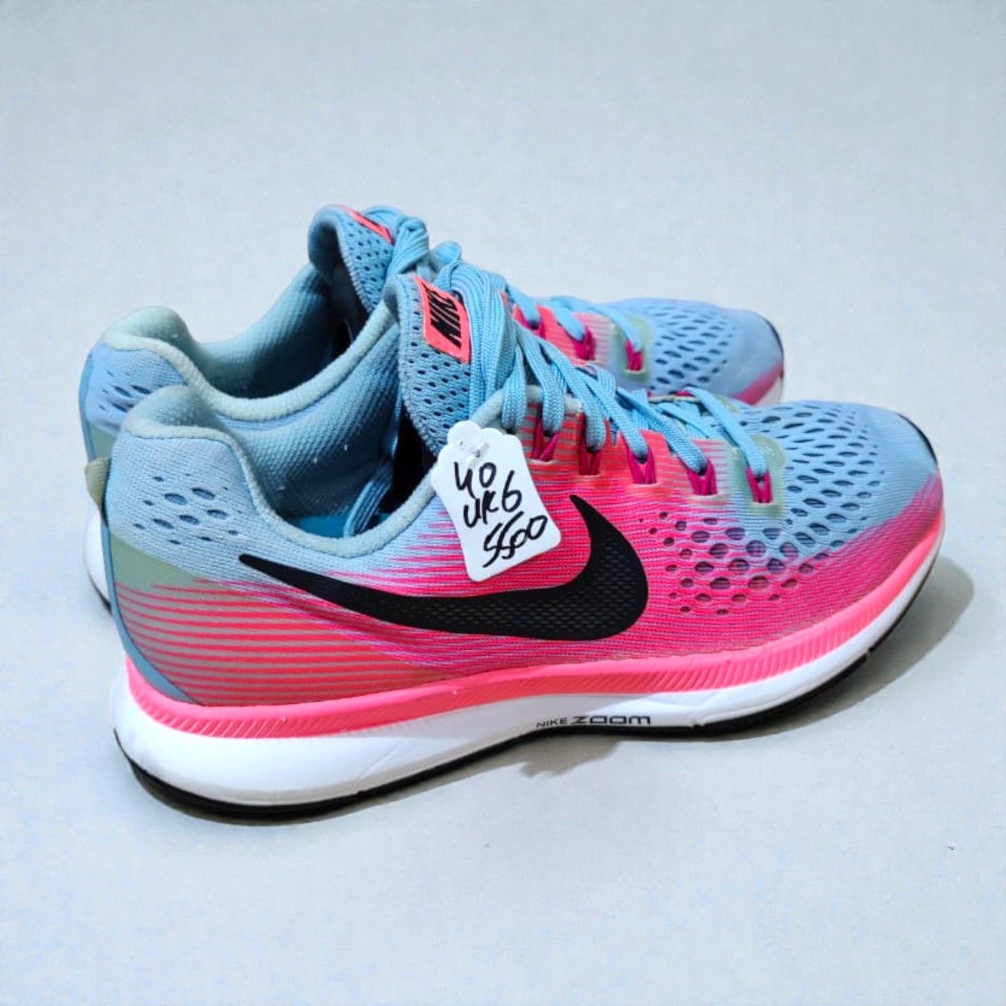 NIKE AIR ZOOM PEGASUS 34 (Size 40/UK 6)