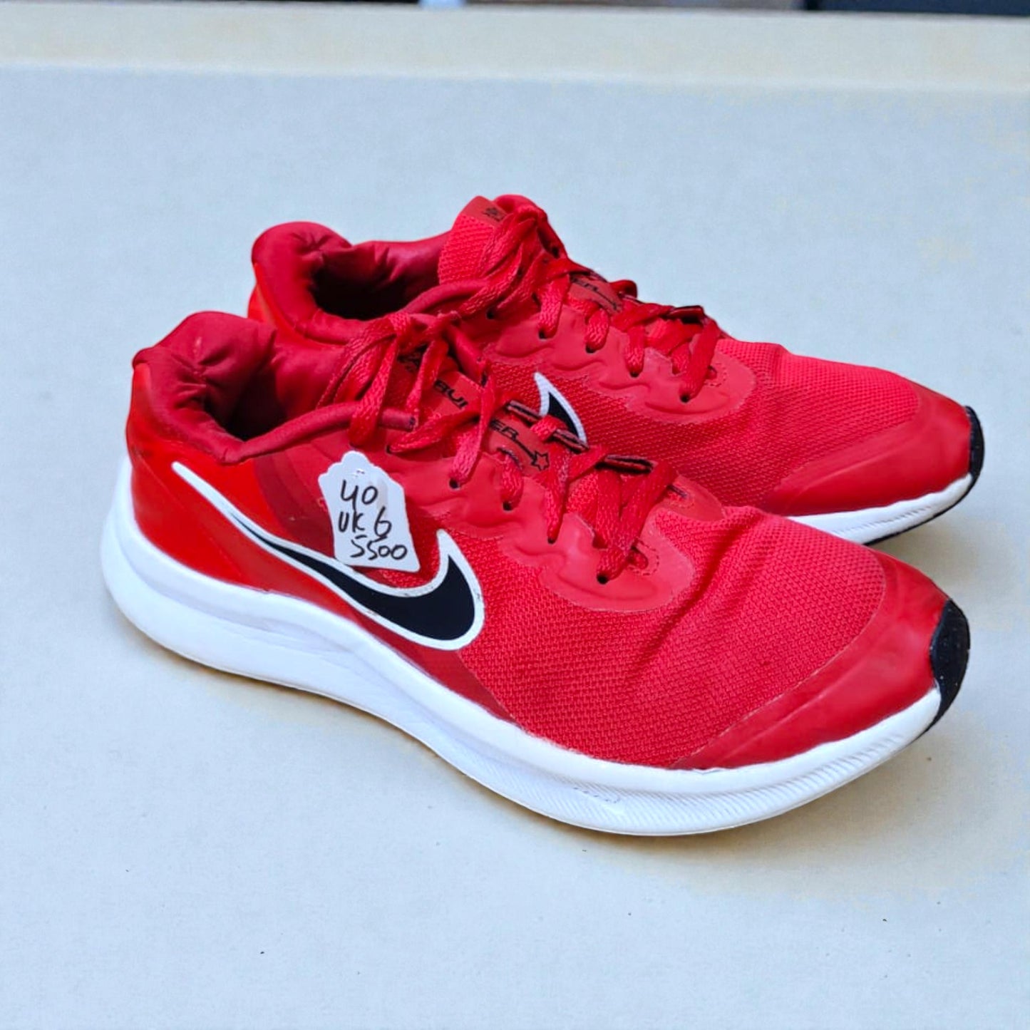 NIKE STAR RUNNER 3 GS (Size 40/UK 6)