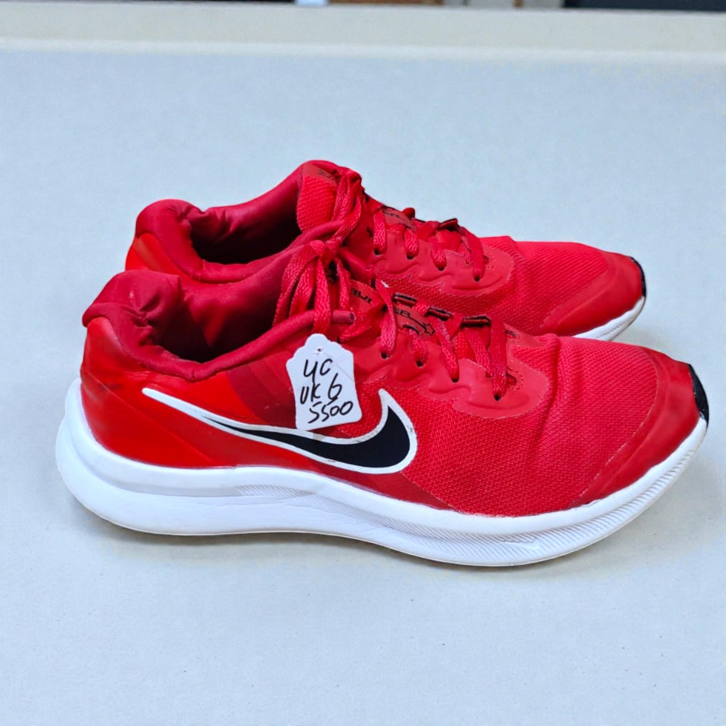 NIKE STAR RUNNER 3 GS (Size 40/UK 6)