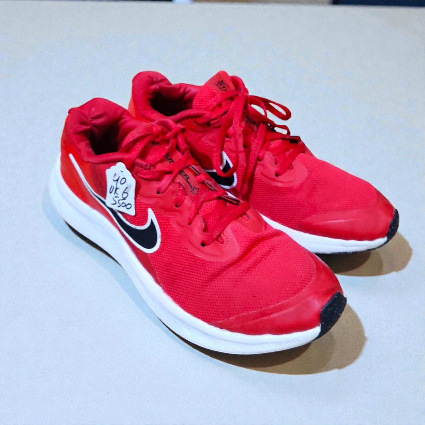 NIKE STAR RUNNER 3 GS (Size 40/UK 6)