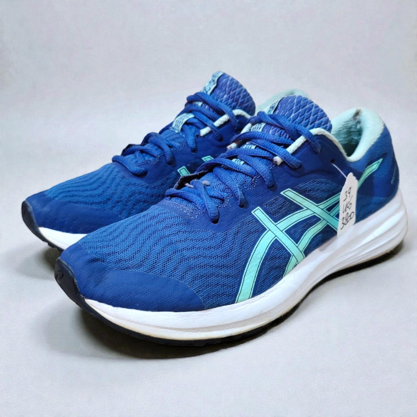 Asics Patriot 12 (Size 39/UK 6)