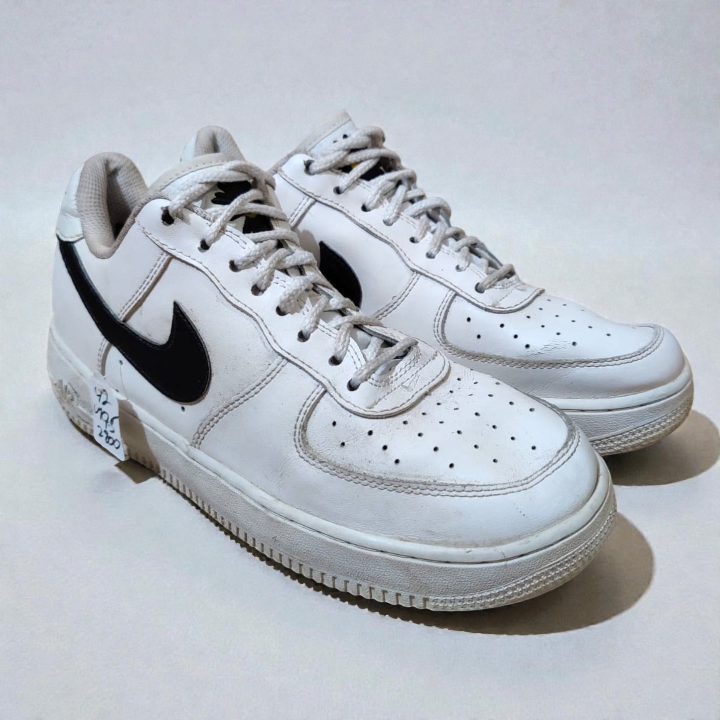 Nike Air Force 1 Low (Euro 42/UK 7.5)