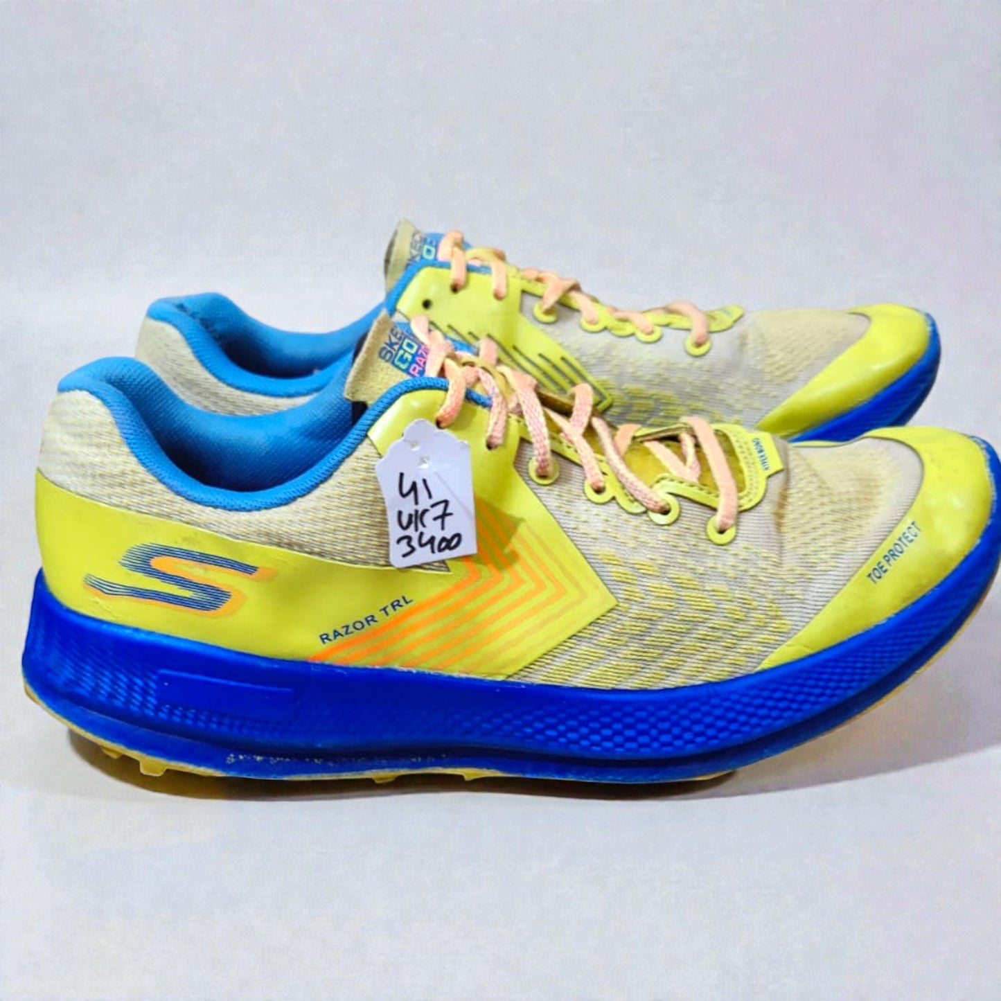 Skecher Go Run Razor TRL (Euro 41/UK 7)