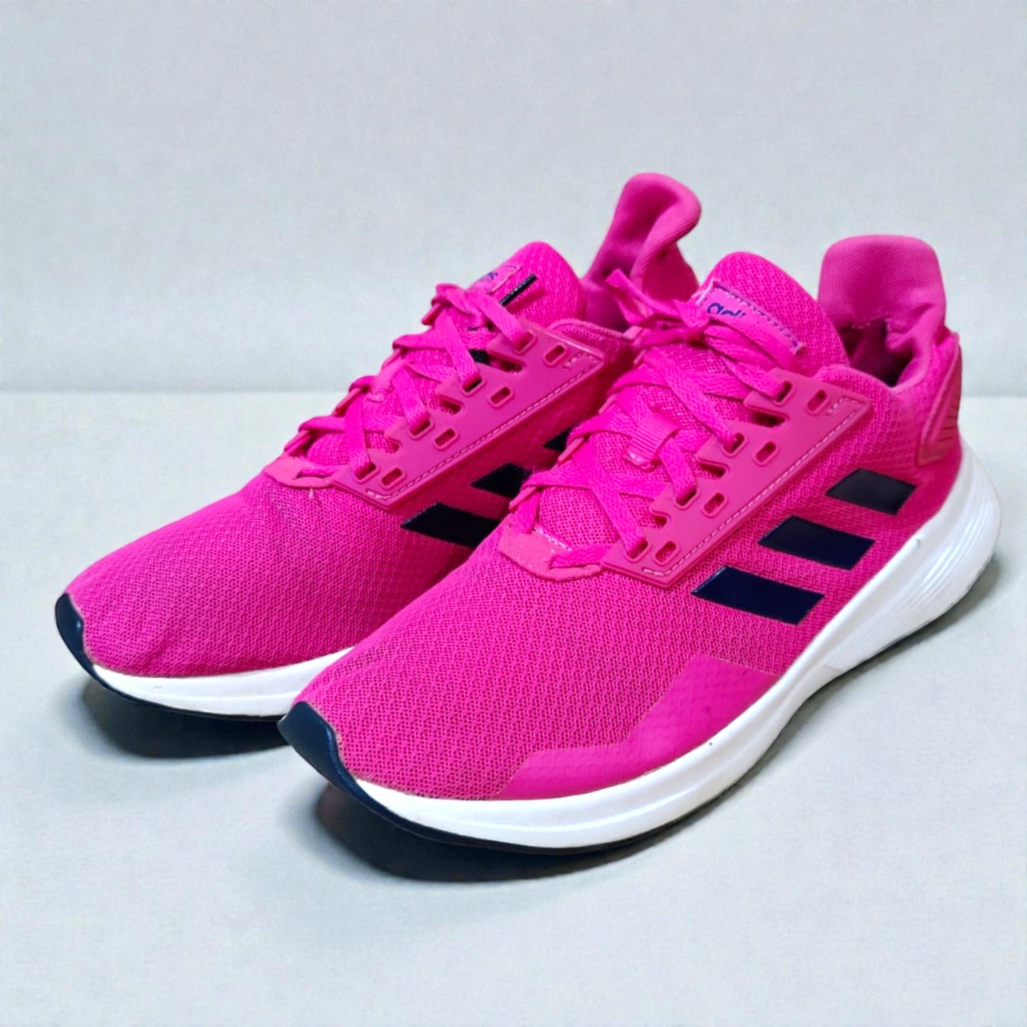 Adidas Duramo 9 K (Euro 40/UK 6.5)