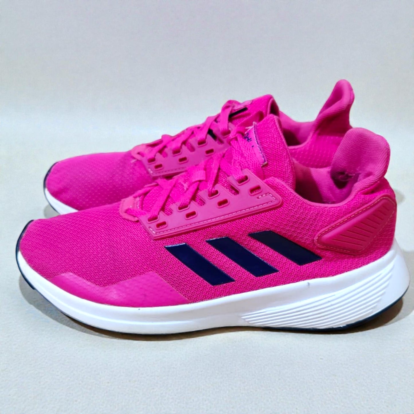 Adidas Duramo 9 K (Euro 40/UK 6.5)