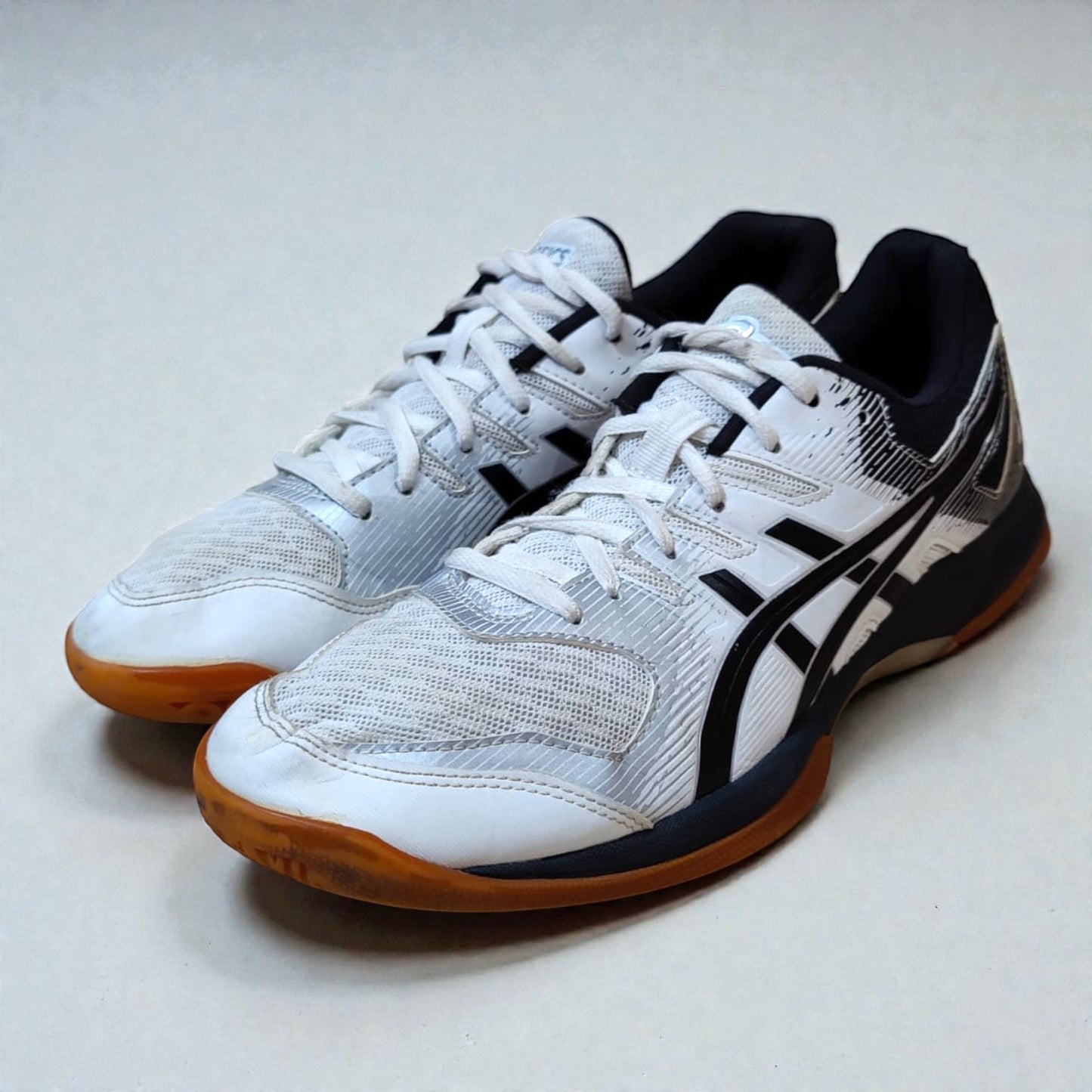 Asics Gel-Rocket 9 (Euro 43.5/UK 9)