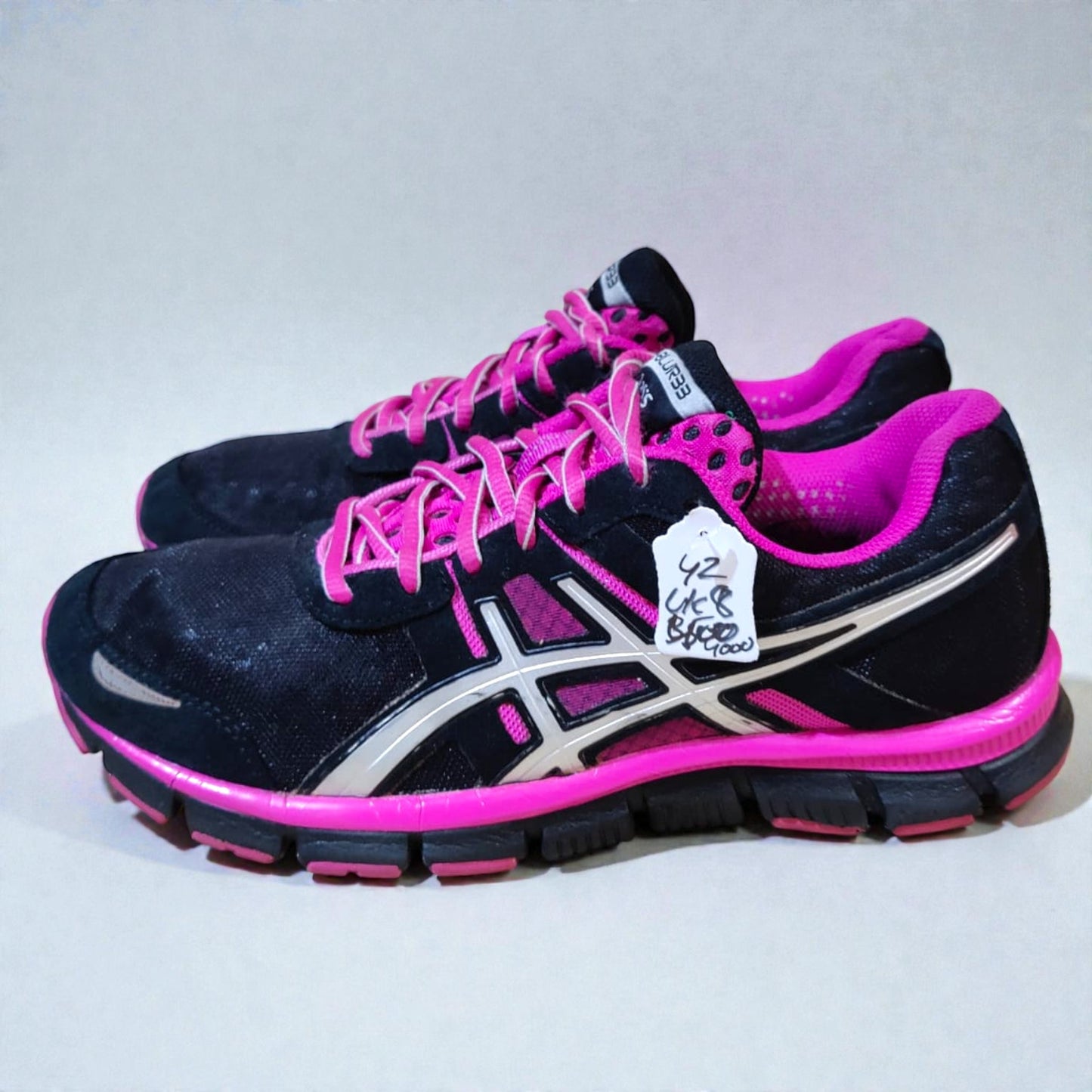 Asics Gel-Blur 33 (Euro 42/UK 8)