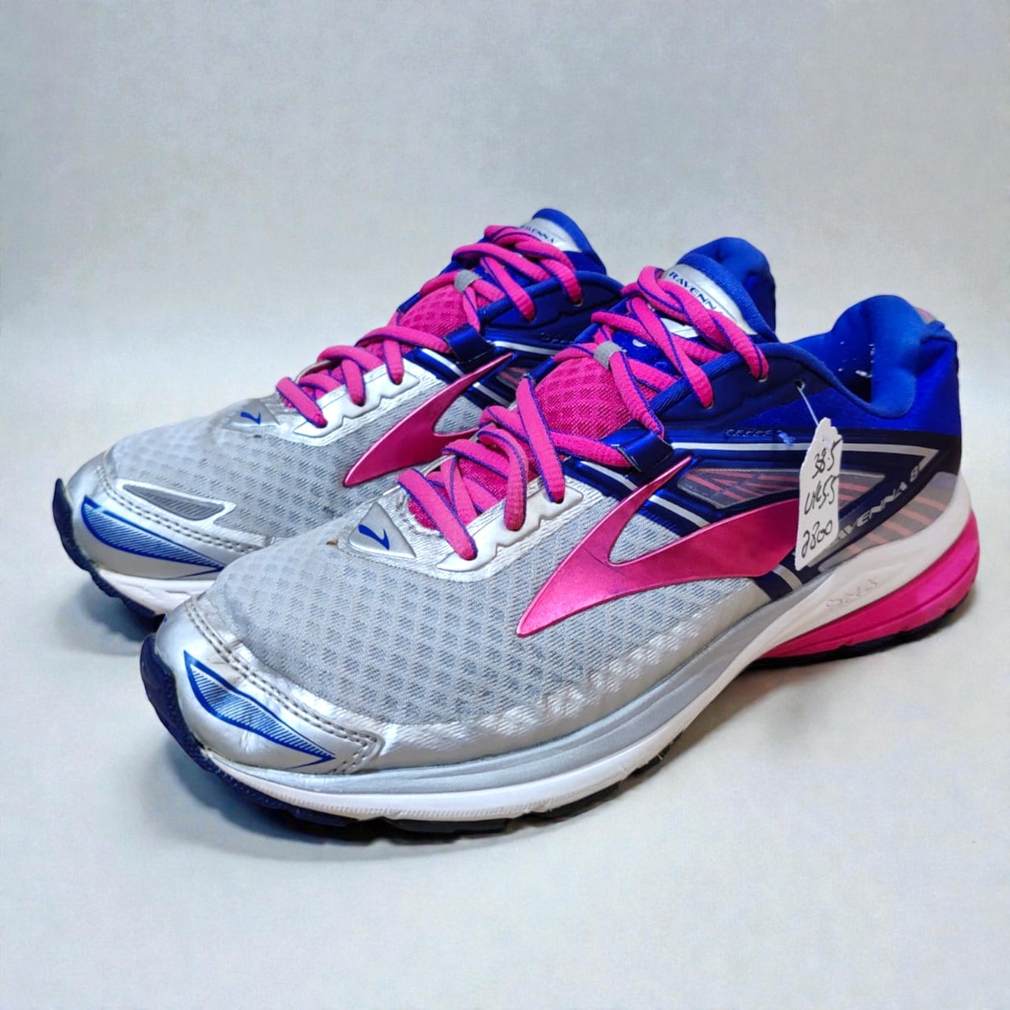 Brooks Ravenna 8 (Euro 38.5/UK 5.5)