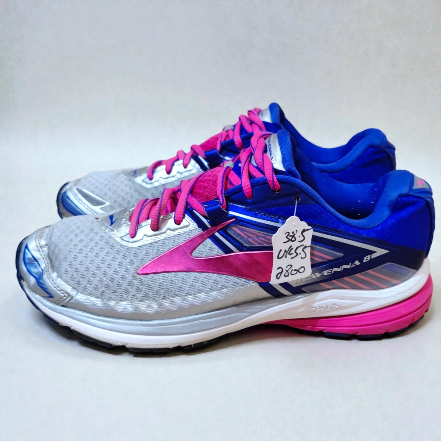 Brooks Ravenna 8 (Euro 38.5/UK 5.5)