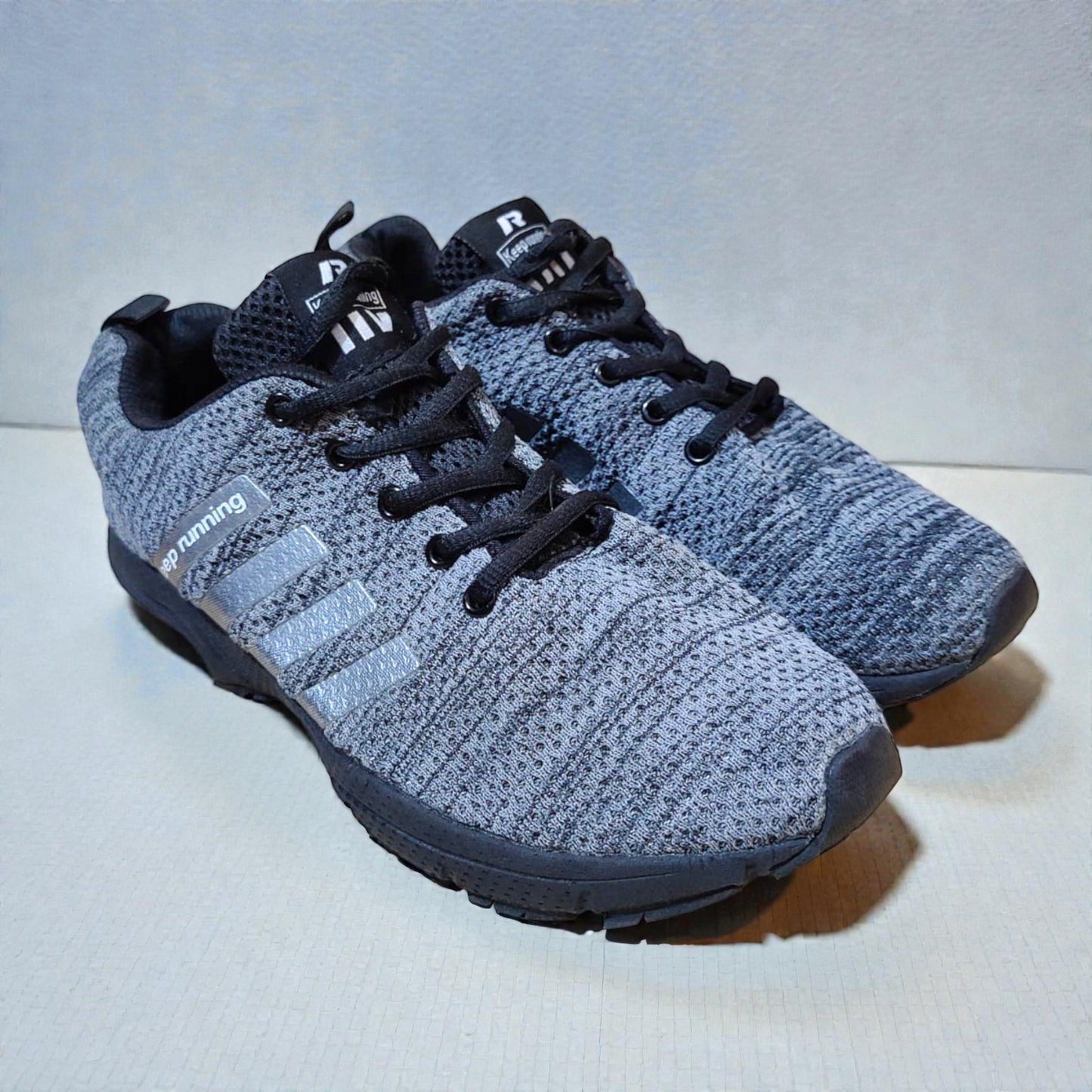 Keep Running (Euro 43/UK 9)