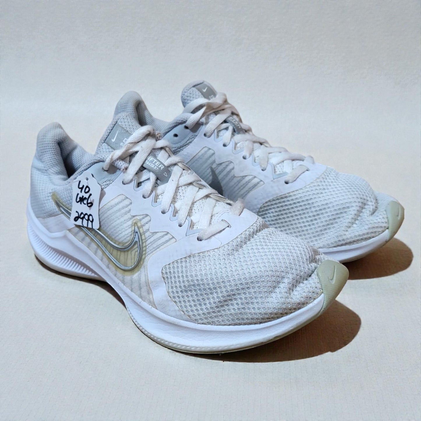 Nike Down Shifter 11 (Euro 40/UK 6)