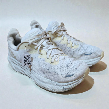 Hoka Clifton 8 (Euro 41.5/UK 7.5)