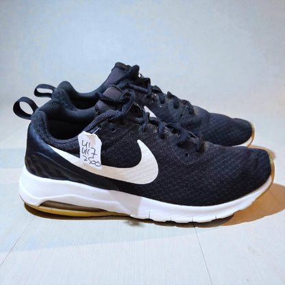 Nike Air Max Motion Low (Euro 41/UK 7)