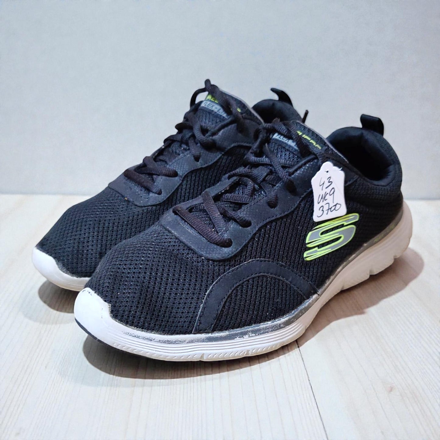 Skechers Flex Advantage 2.0 (Euro 43/UK 9)