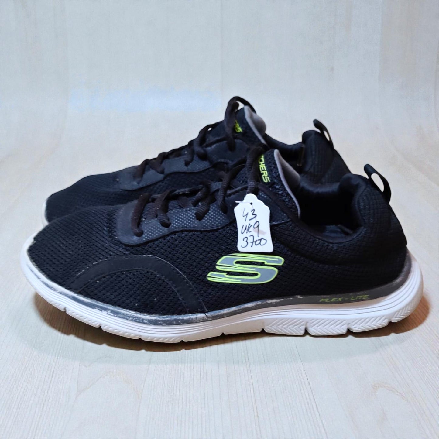 Skechers Flex Advantage 2.0 (Euro 43/UK 9)