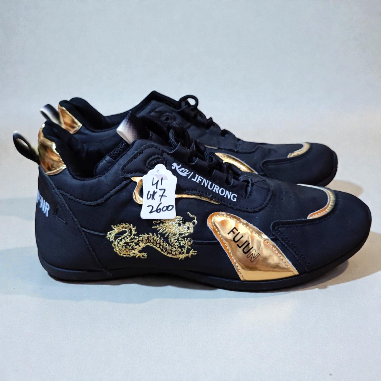 Black Sneaker (Euro 41/UK 7)