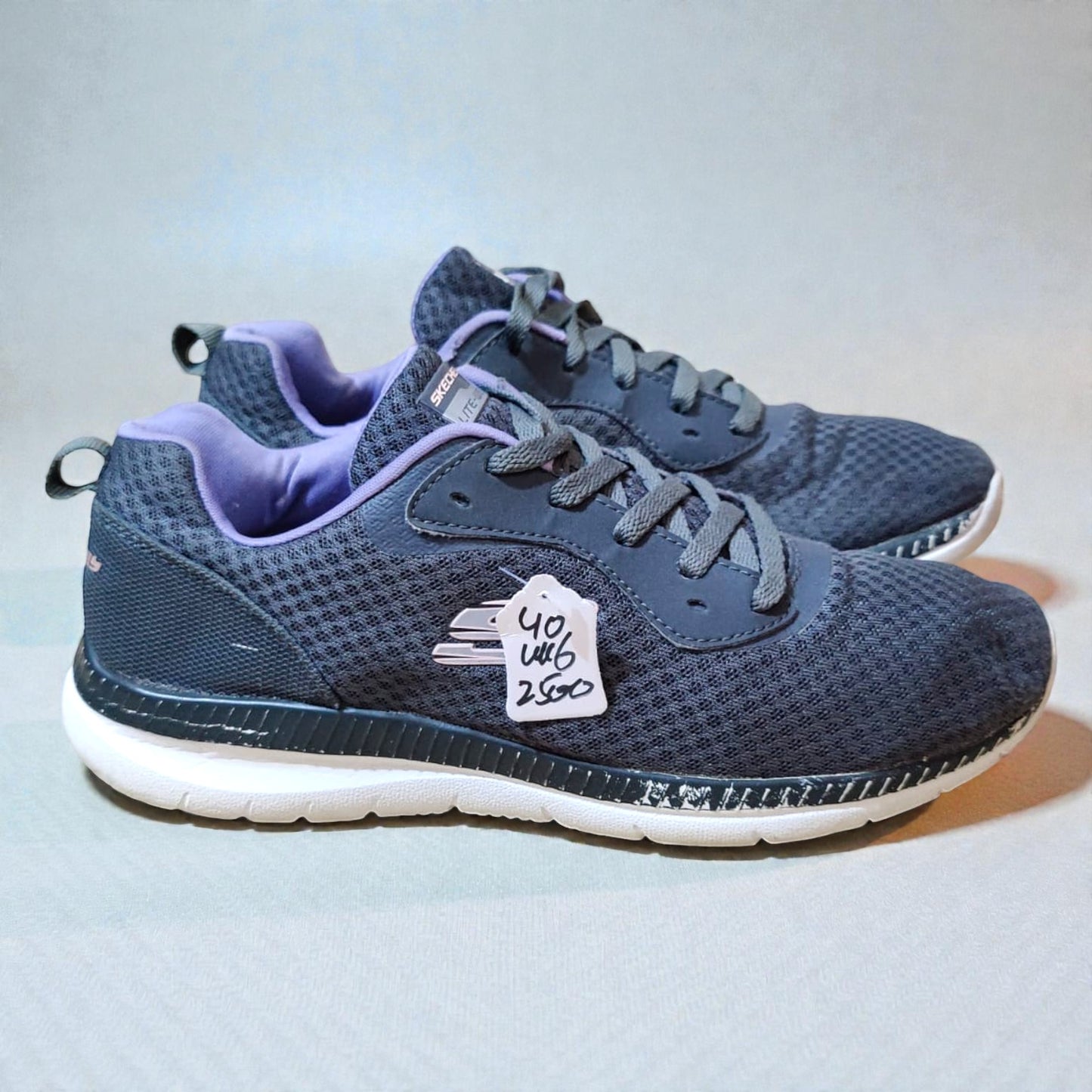 Skechers Bountiful Lace-up (Euro40/UK 6)