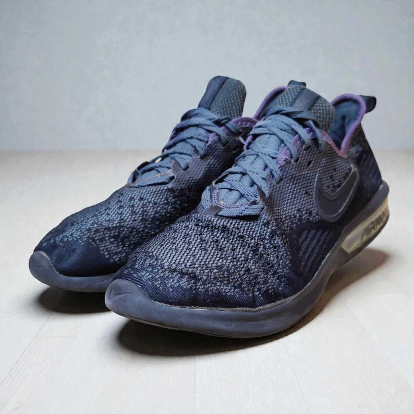 Nike Air Max Sequent 4 (Euro 40/UK 6)