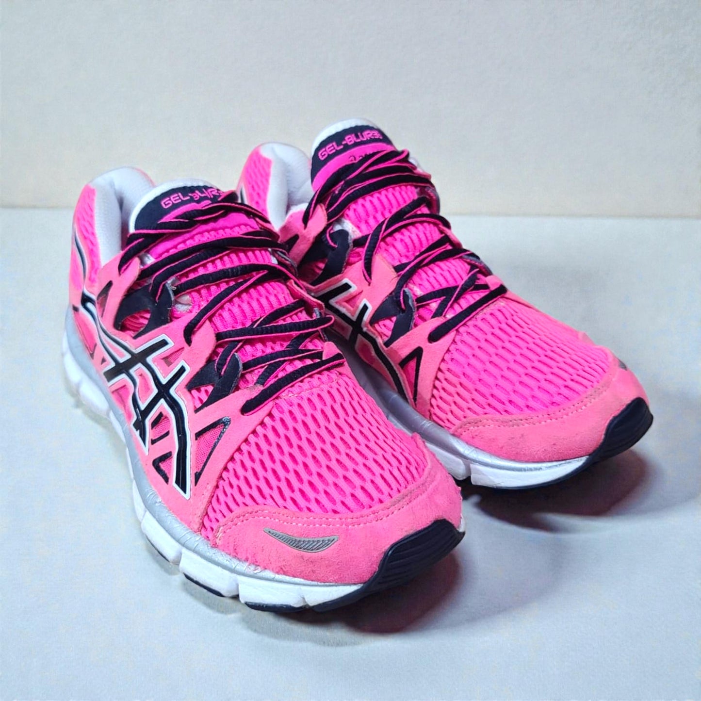 Asics Gel-Blur 33 (Euro 40/UK 6.5)