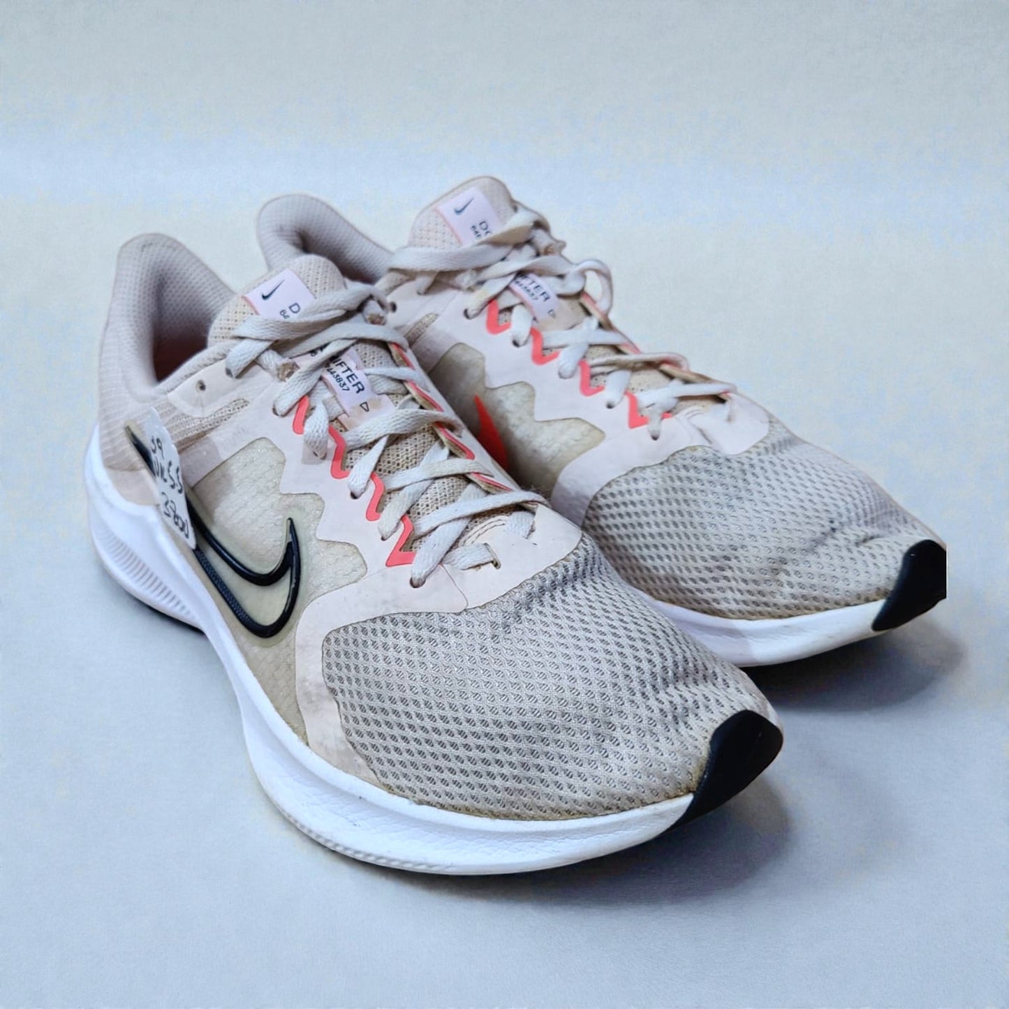 Nike Downshifter 11 (Euro 39/UK 5.5)