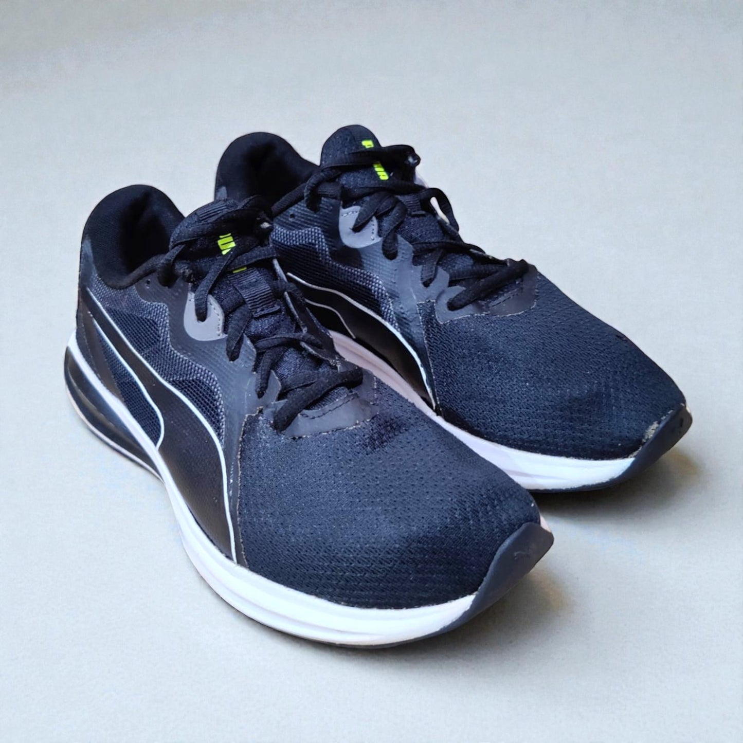 Puma Twitch Runner (Euro 38/UK 5.5)