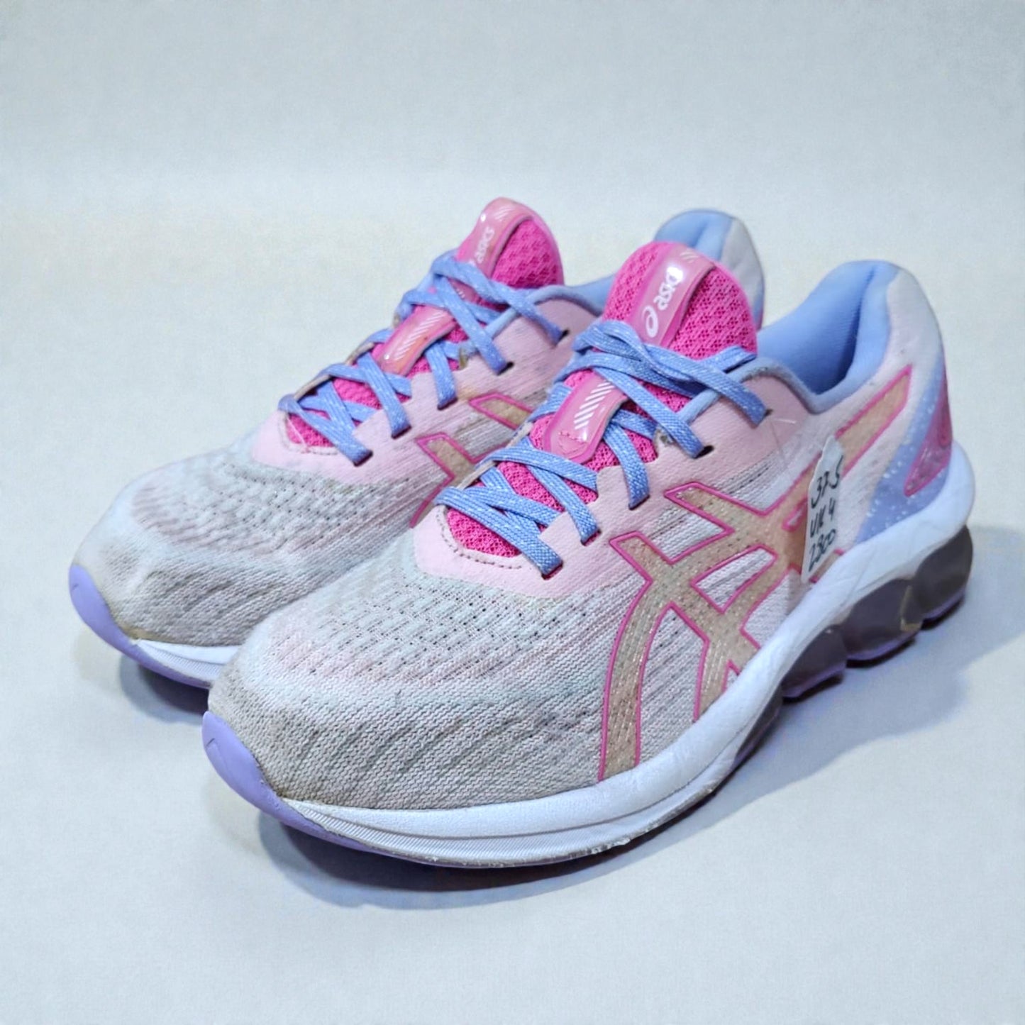 Asics Gel-Quantum (Euro 37.5/UK 4)