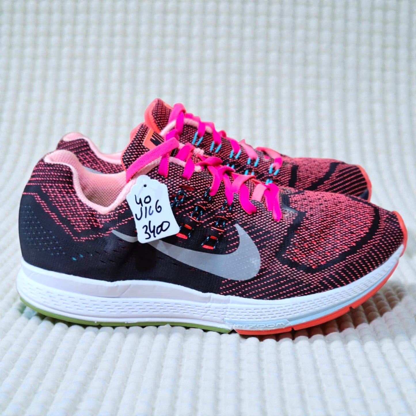 Nike Air Zoom Structure 18 (Euro 40/UK 6)