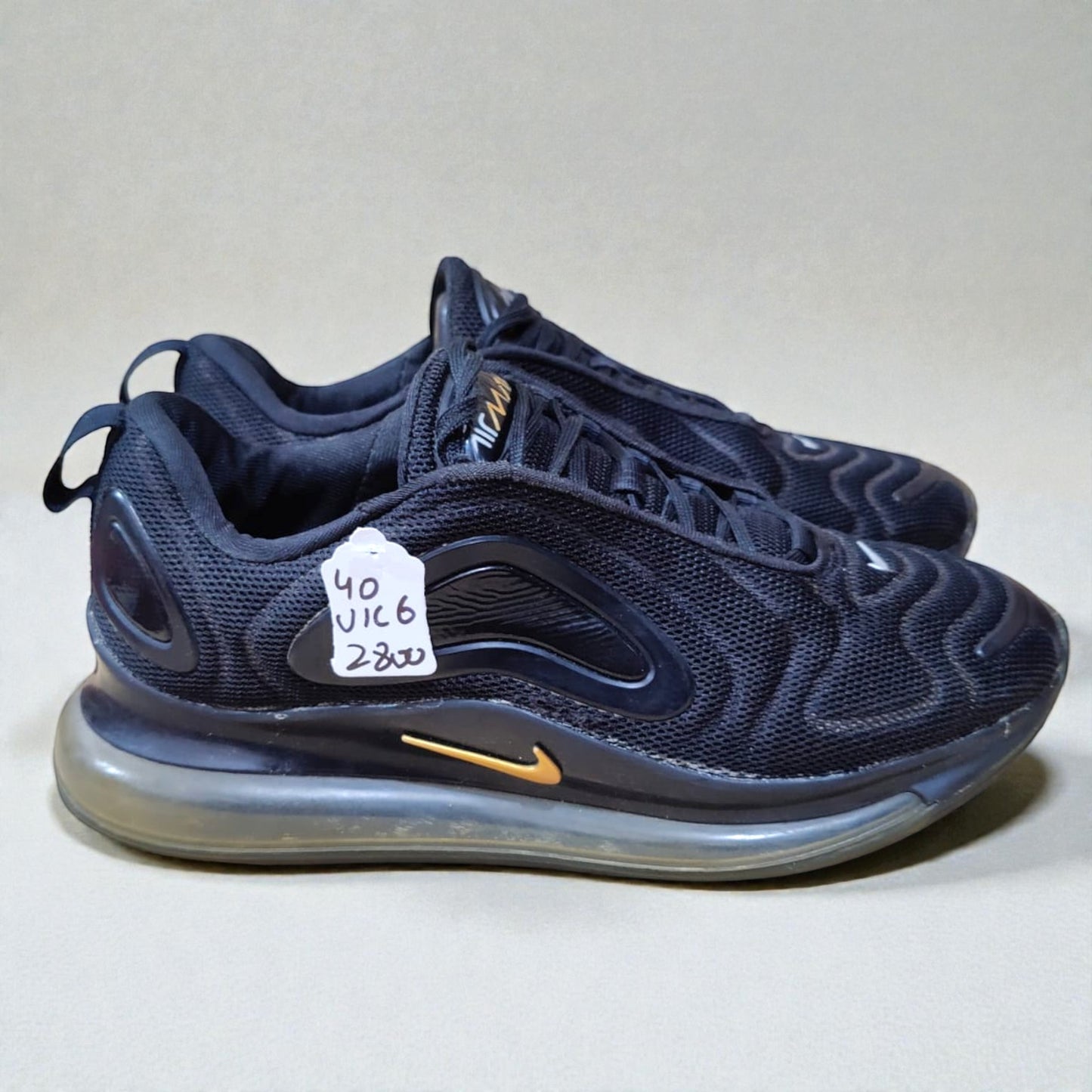 Nike Air Max 720 (Euro 40/UK 6)