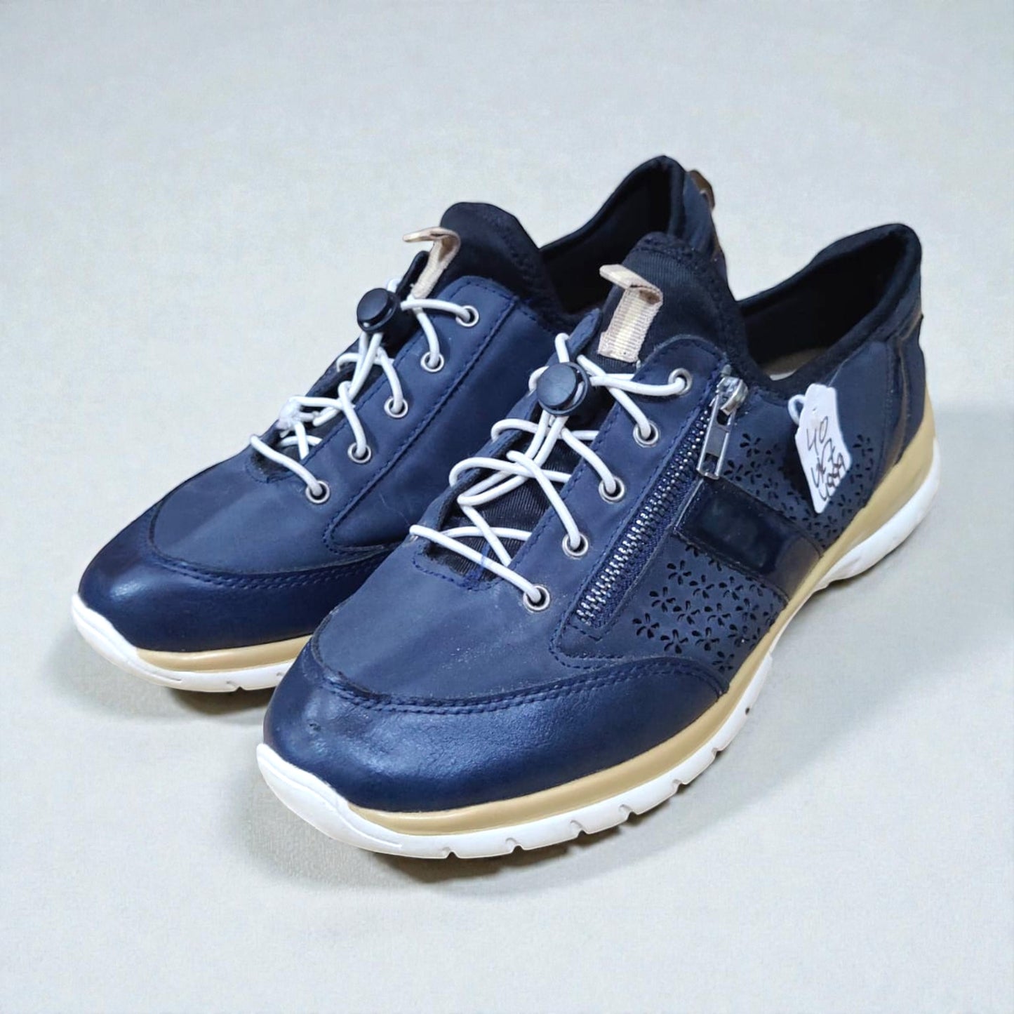 Scarbella Comfort (Euro 40/UK 7)