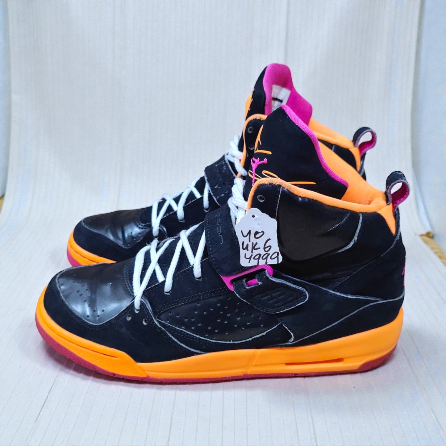 Nike Air Jordan Flight 45 (Euro 40/UK 6)