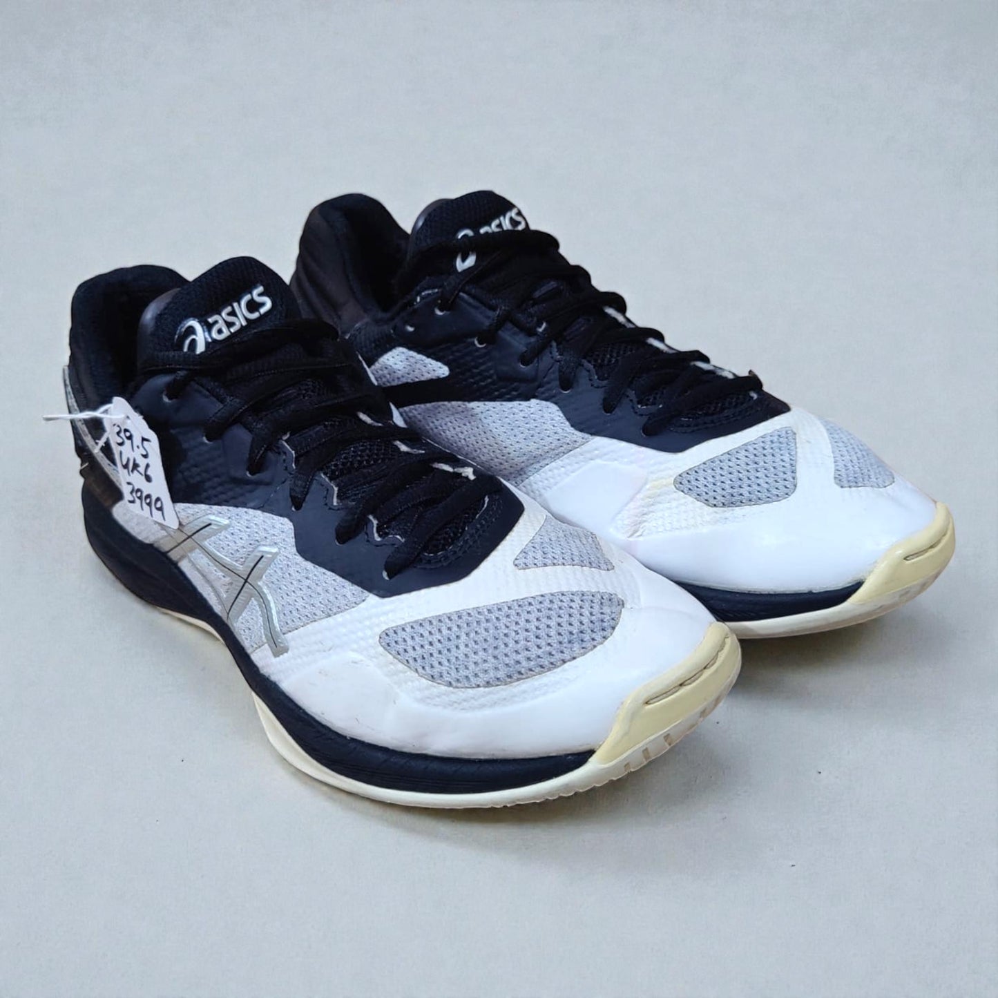 Asics Netburner Ballistc FF (Euro 39.5/UK 6)