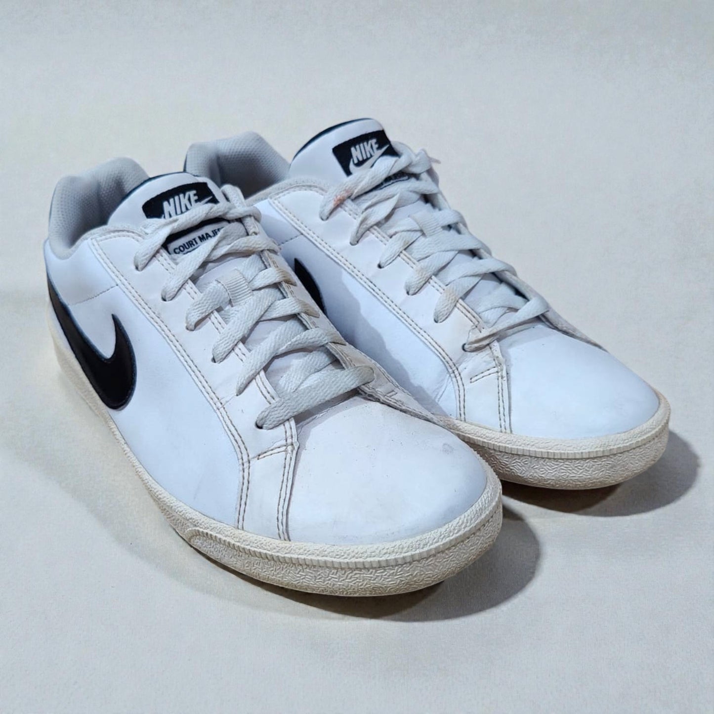 Nike Court Majestic (Euro 45/UK 10)