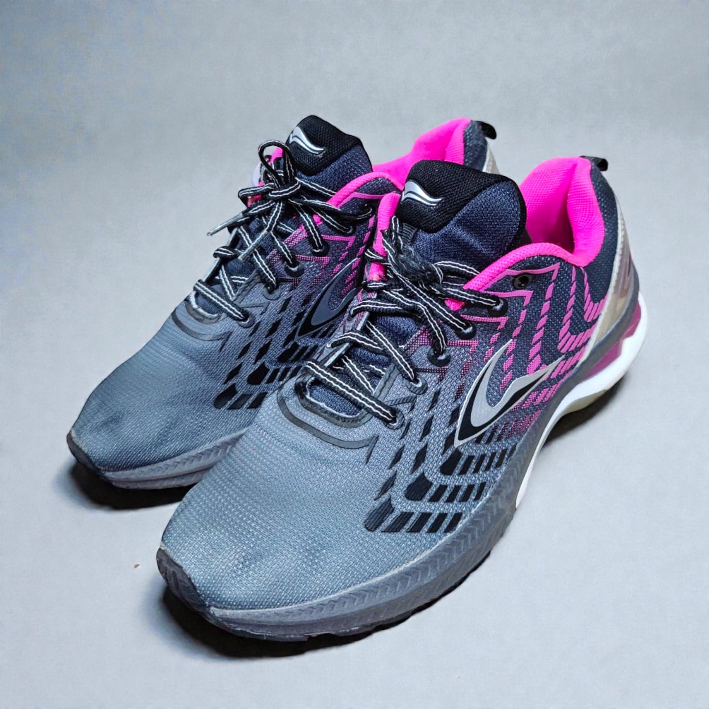 Crivit Sports (Euro 39/UK 6)