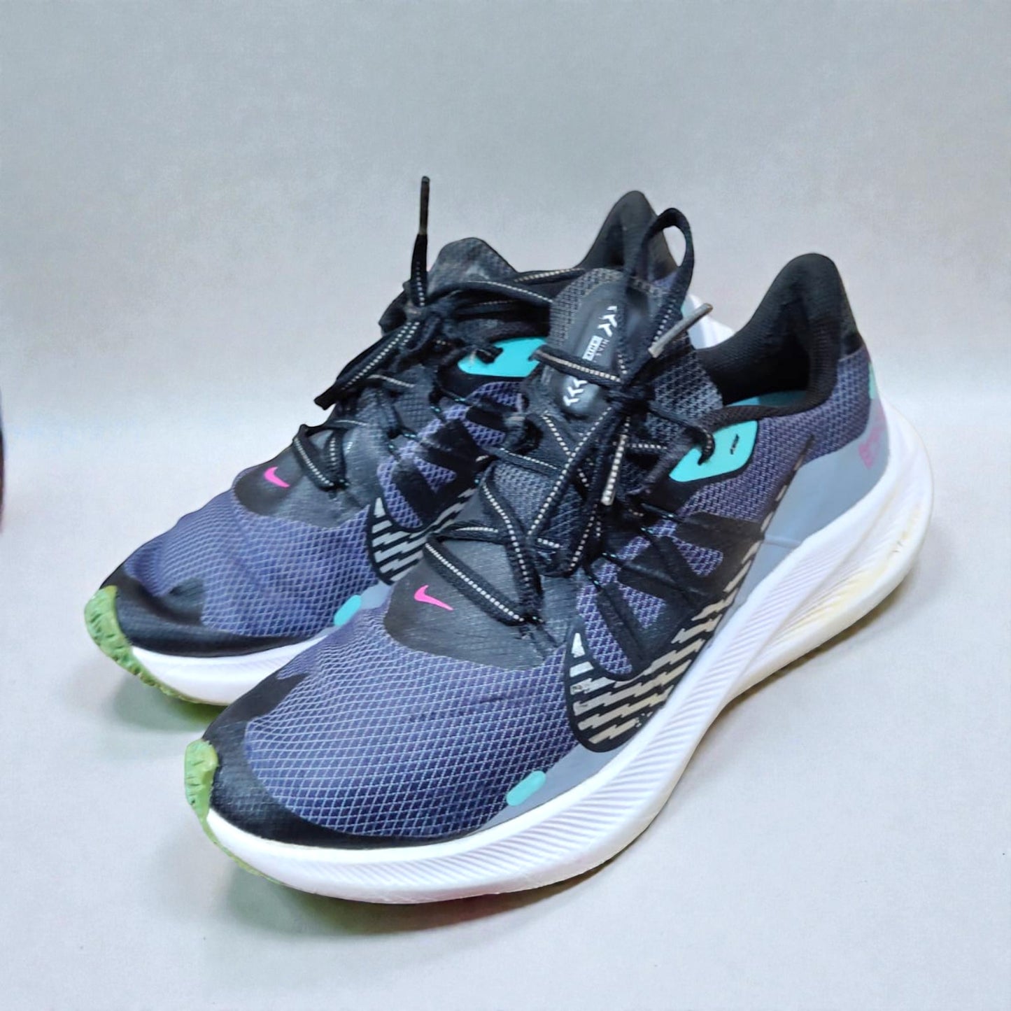 Nike Winflo 7 Shield (Euro 39/UK 5.5)