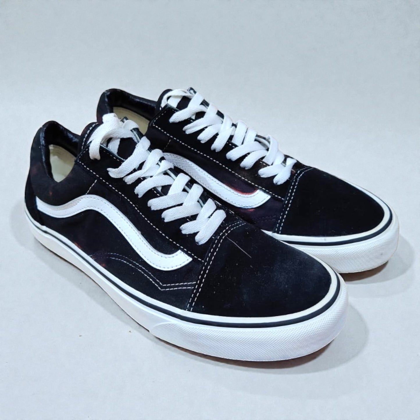Vans Old Skool (Euro 44.5/UK 10)