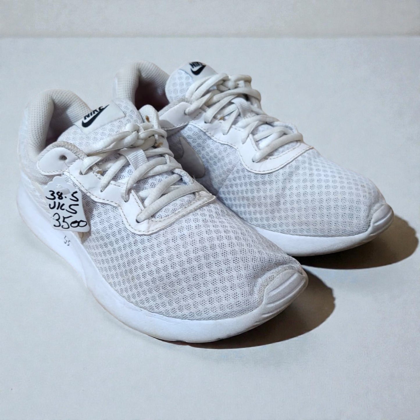 Nike Tanjun (Euro 38.5/UK 5)