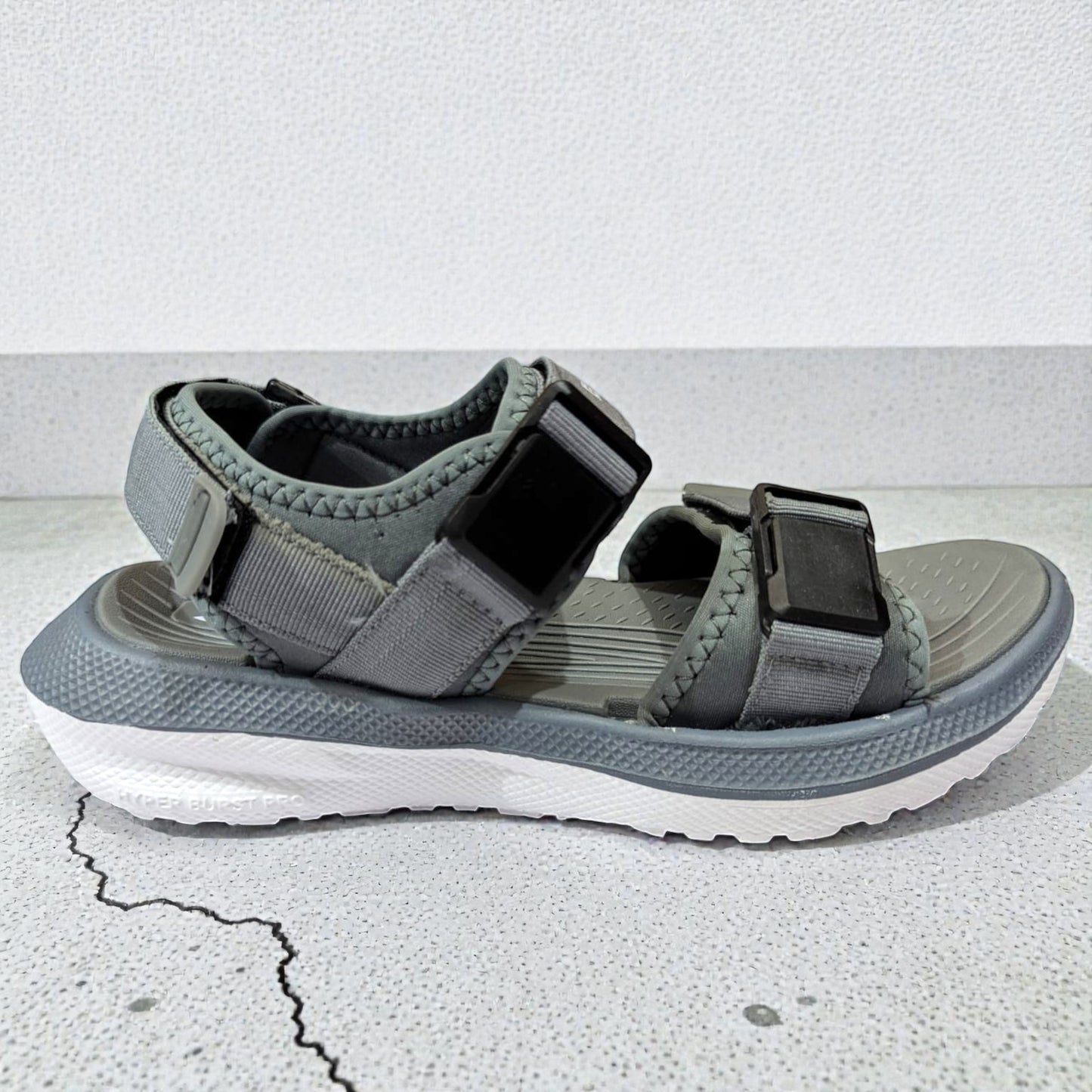 Gravity Sandal Grey