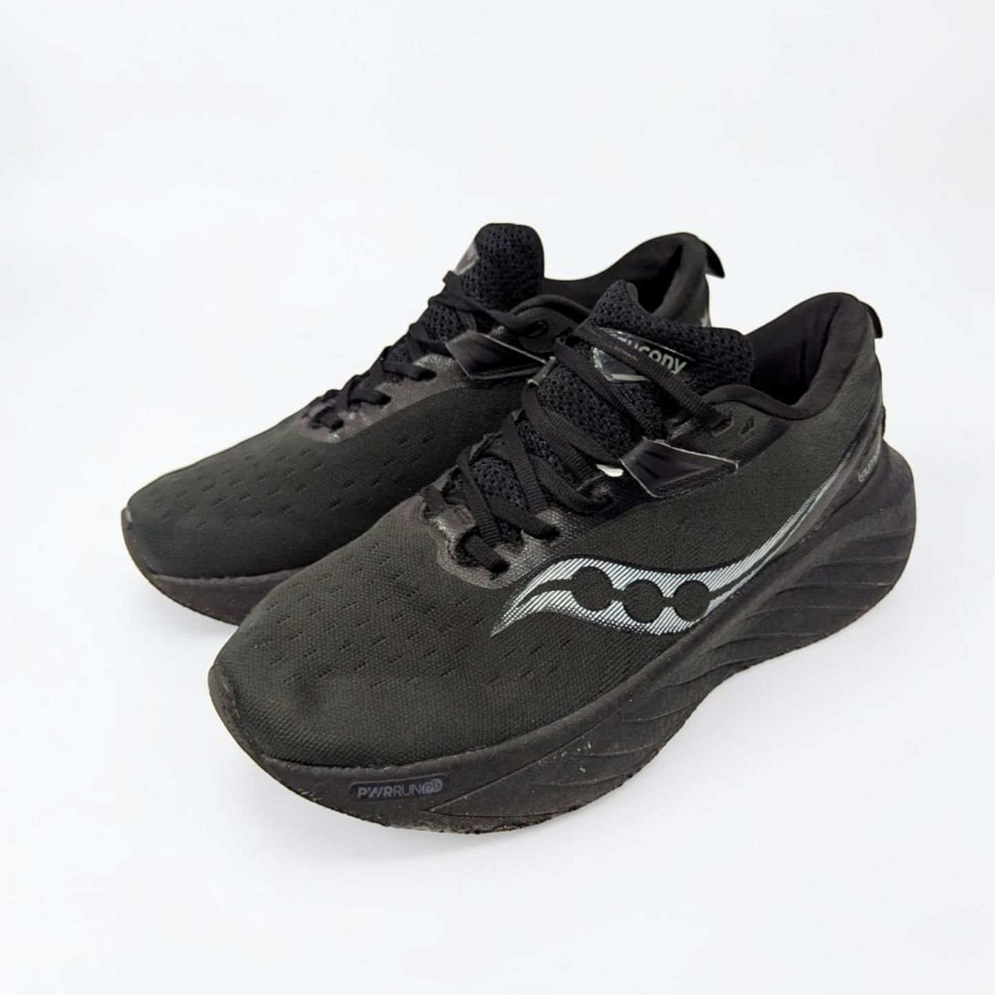 Saucony Triumph 22 (Euro 42.5/Uk 8)