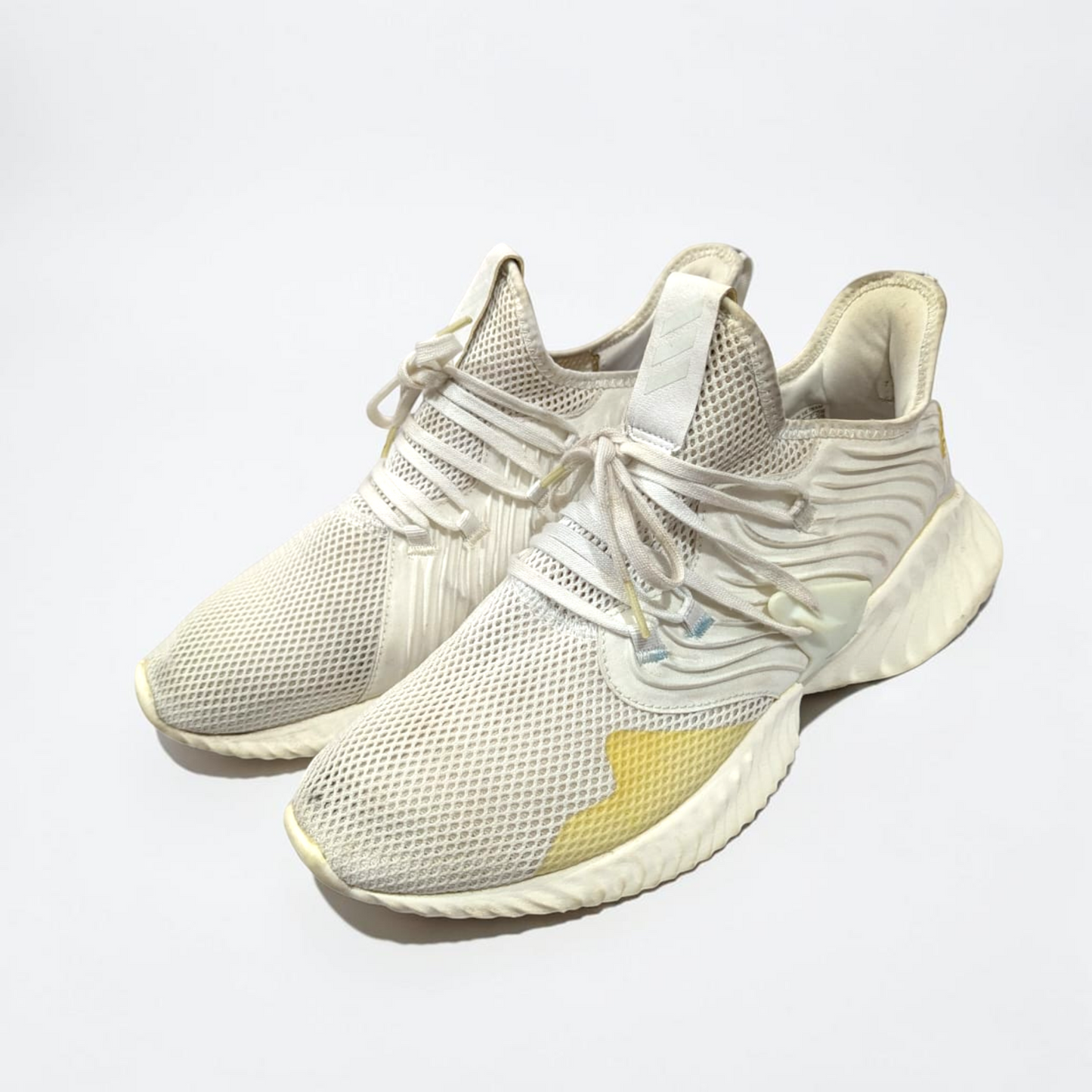 Adidas AlphaBounce (Eu 44/Uk 9.5)