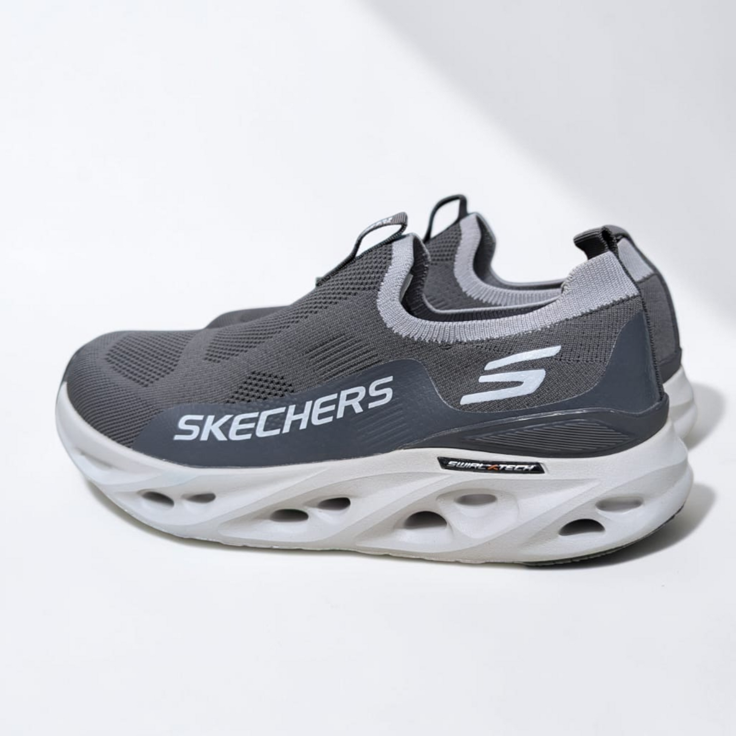 Skechers Swirl Tech